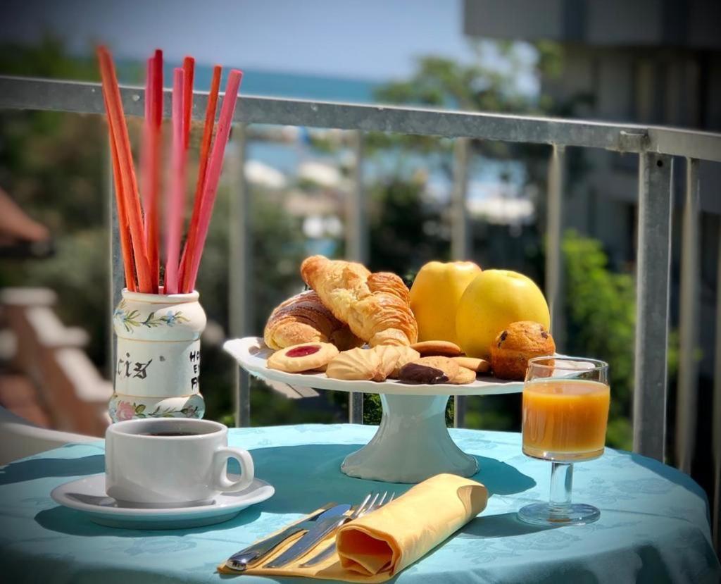 Hotel Villa Alexandra Bellaria-Igea Marina Luaran gambar