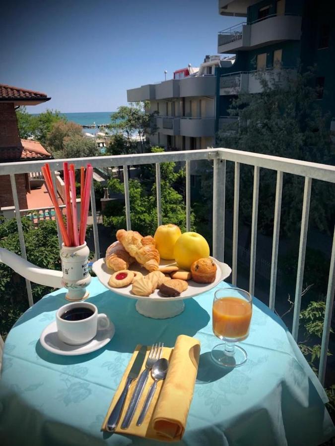 Hotel Villa Alexandra Bellaria-Igea Marina Luaran gambar
